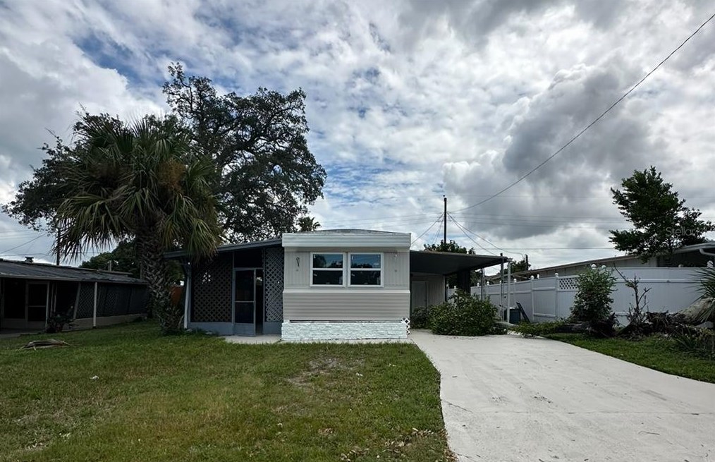 2108 Shady Cove Dr, Tarpon Springs, FL 34691
