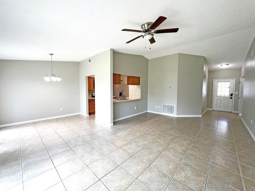 1601 Palm Leaf Dr, Brandon, FL 33510