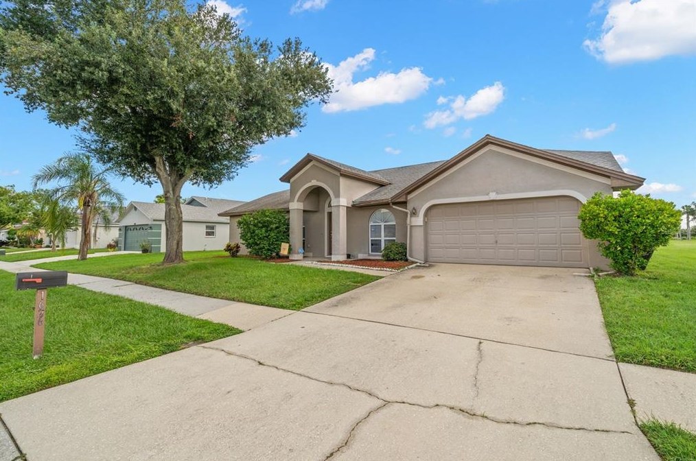 1626 Compton St, Brandon, FL 33511