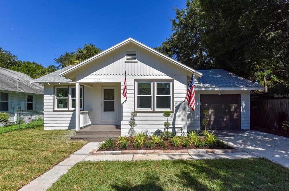 138 Kingston Ave, Daytona Beach, FL 32114-2116