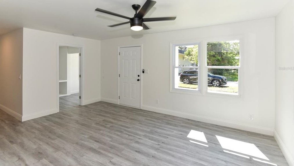 138 Kingston Ave, Daytona Beach FL 32114-2175 exterior