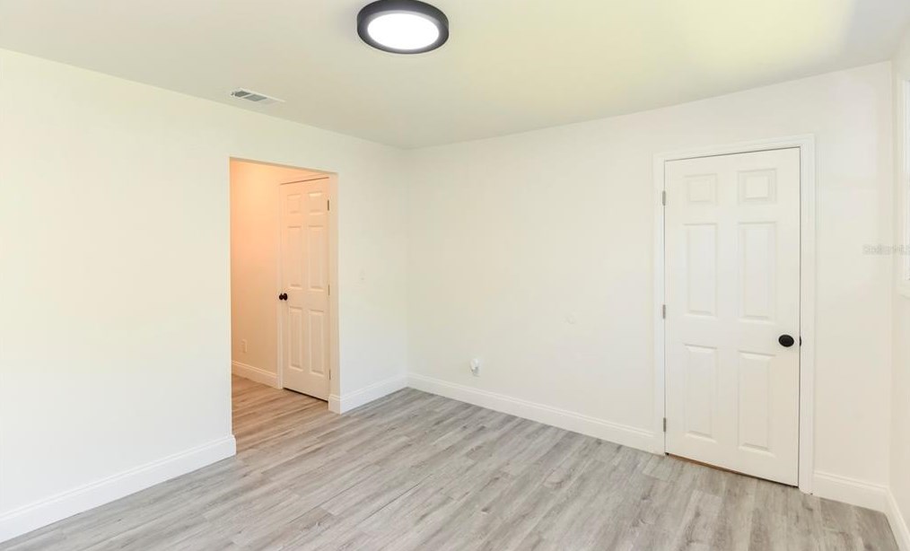 138 Kingston Ave, Daytona Beach FL 32114-2175 exterior