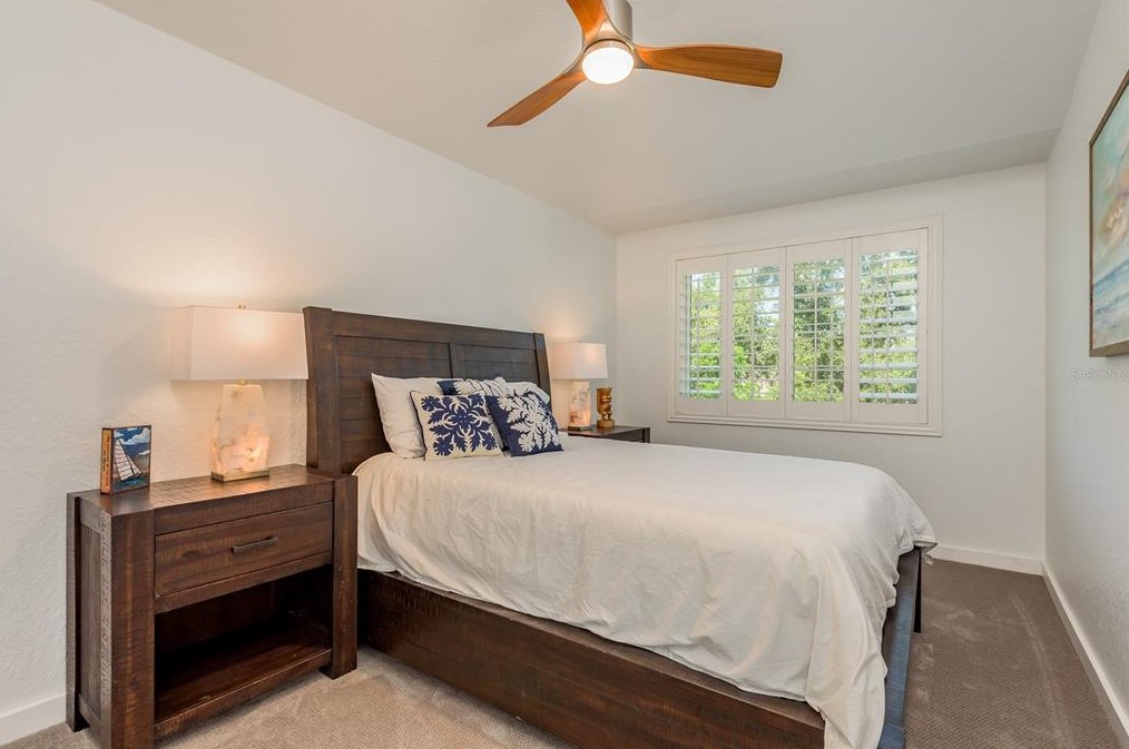 1345 Curlew Rd, Dunedin FL 34698-1924 exterior