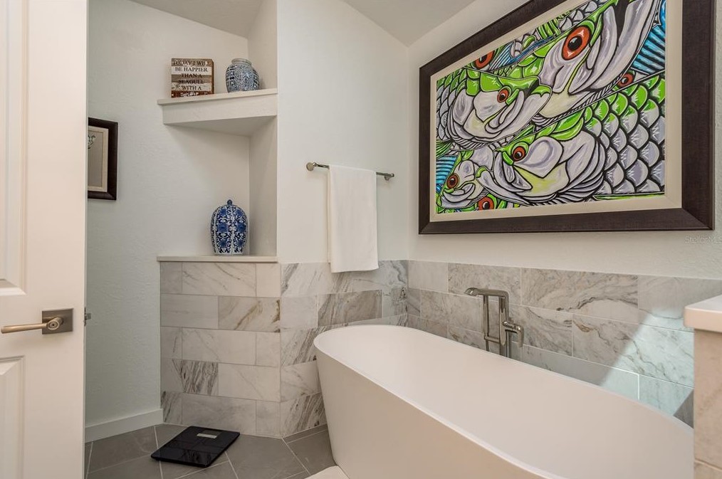 1345 Curlew Rd, Dunedin FL 34698-1924 exterior