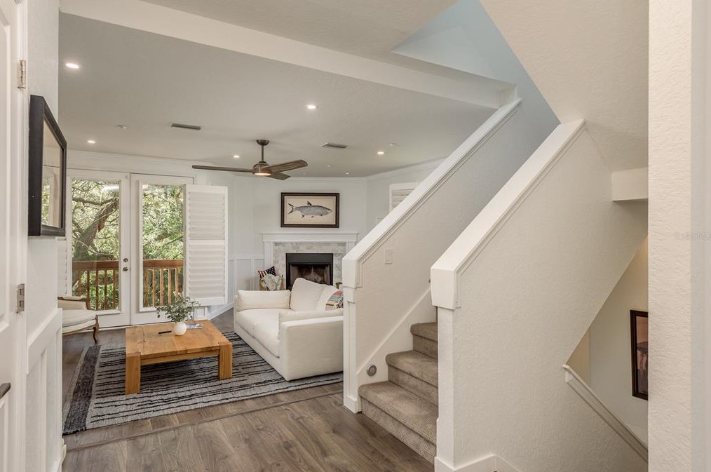 1345 Curlew Rd, Dunedin FL 34698-1924 exterior