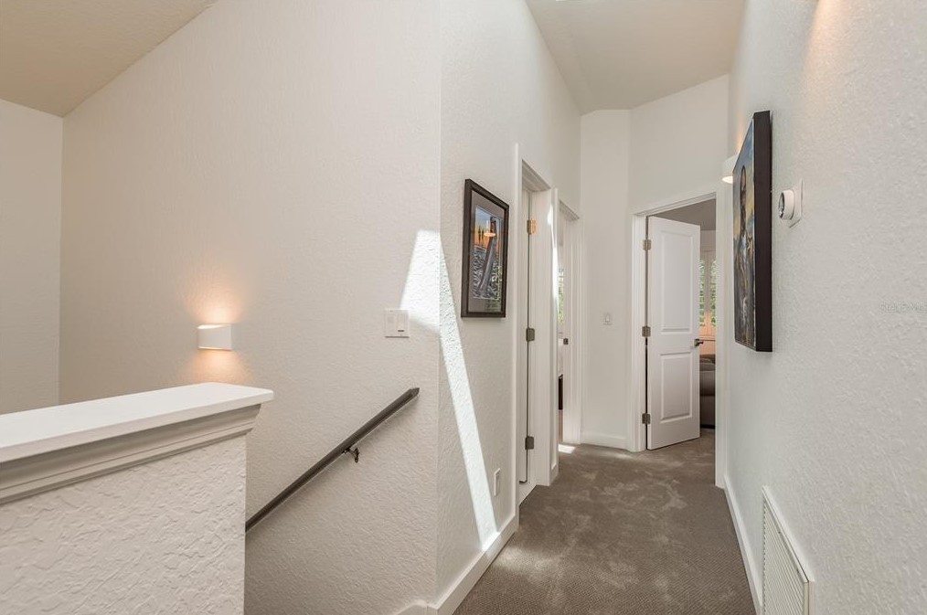 1345 Curlew Rd, Dunedin FL 34698-1924 exterior