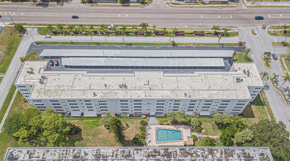 5501 80th St, Saint Petersburg FL  33709-6808 exterior