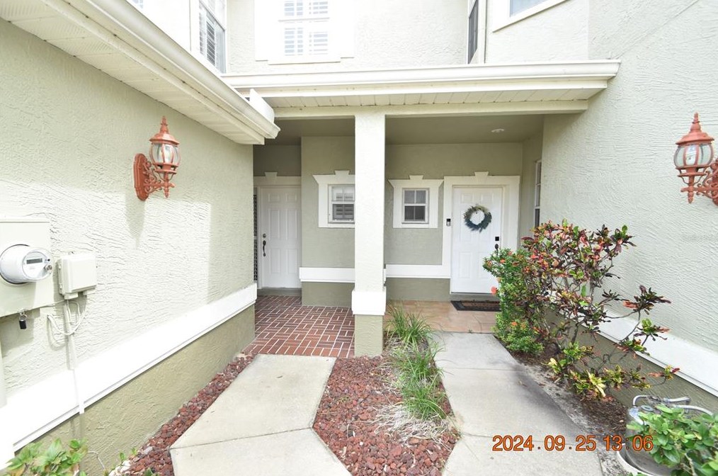 643 Spring Lake Cir, Tarpon Springs, FL 34688