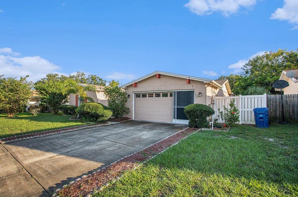 8020 Laurel Vista Loop, Port Richey, FL 34668-6924