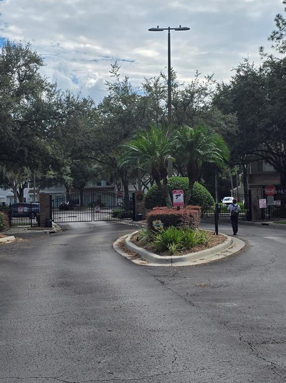 8506 Hunters Key Cir, Tampa, FL 33647