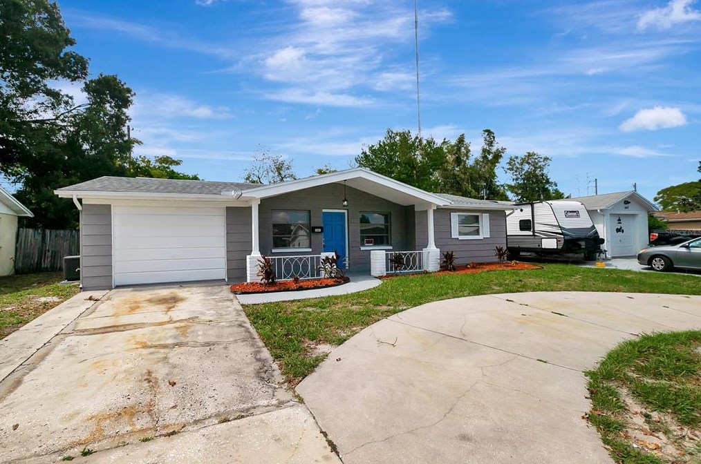 1441 Dartmouth Dr, Tarpon Springs, FL 34691