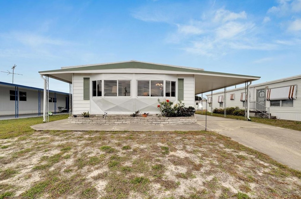 6631 Silverbell Dr, New Port Richey, FL 34653