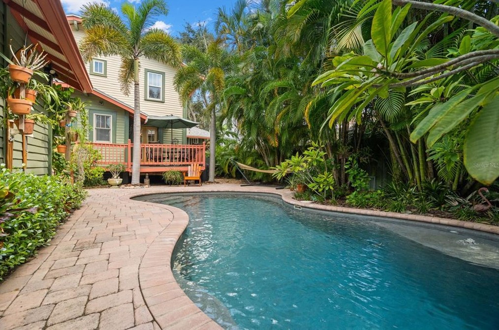 116 15th Ave, Saint Petersburg, FL 33701-5606
