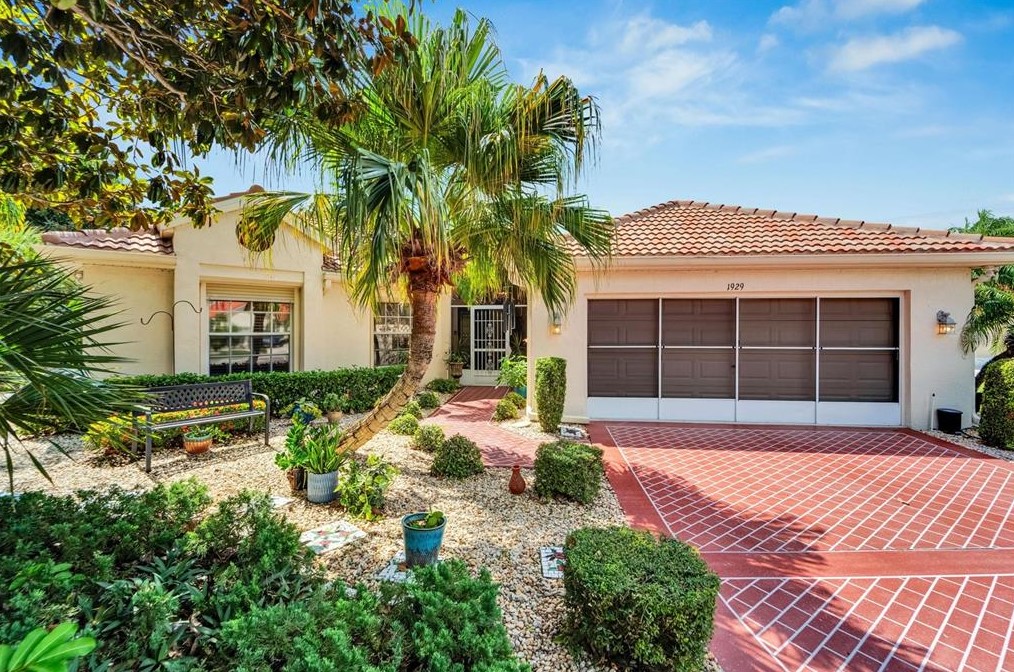 1929 S Pebble Beach Blvd #na, Ruskin, FL 33573