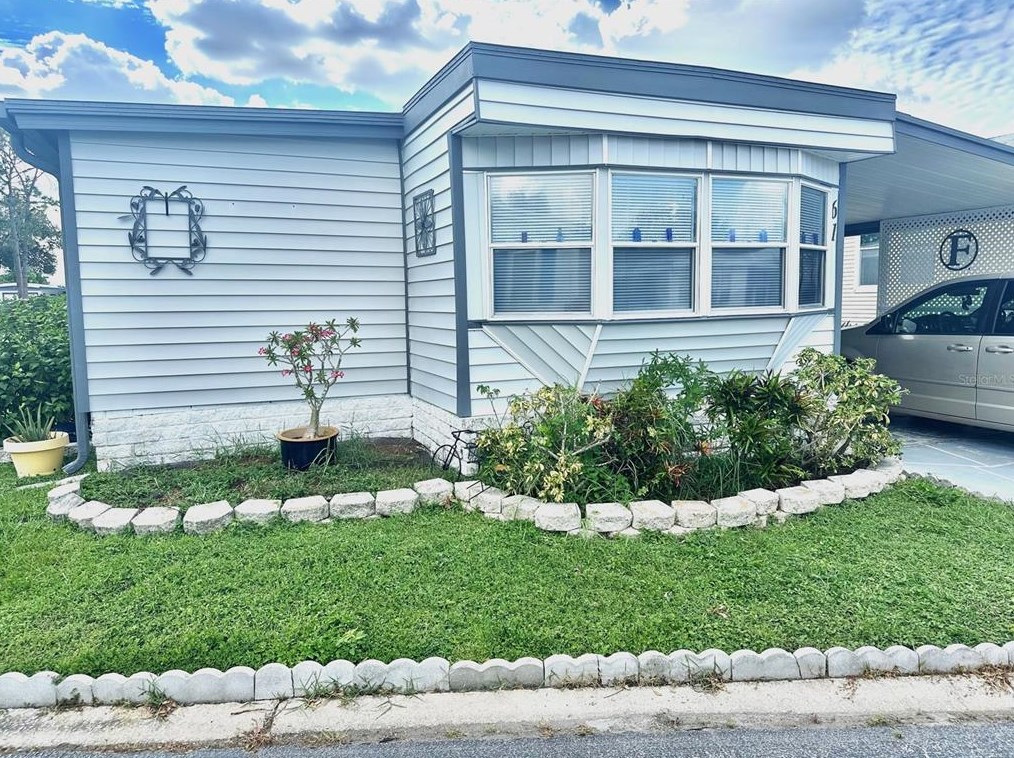 9790 66th St N #61, Pinellas Park, FL 33782