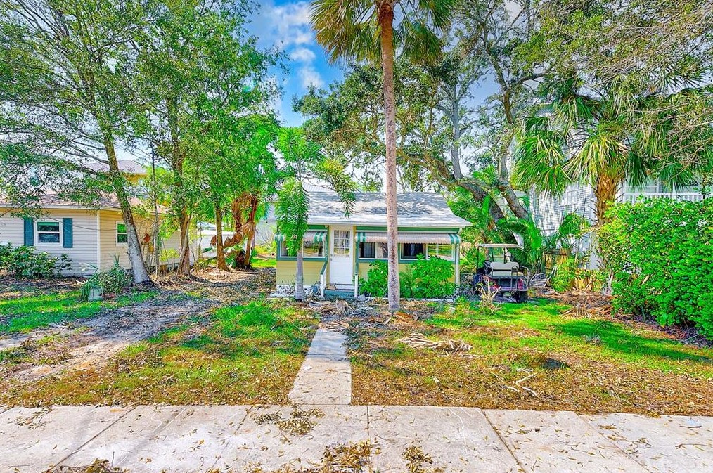 461 N Carolina Ave, Palm Harbor, FL 34683