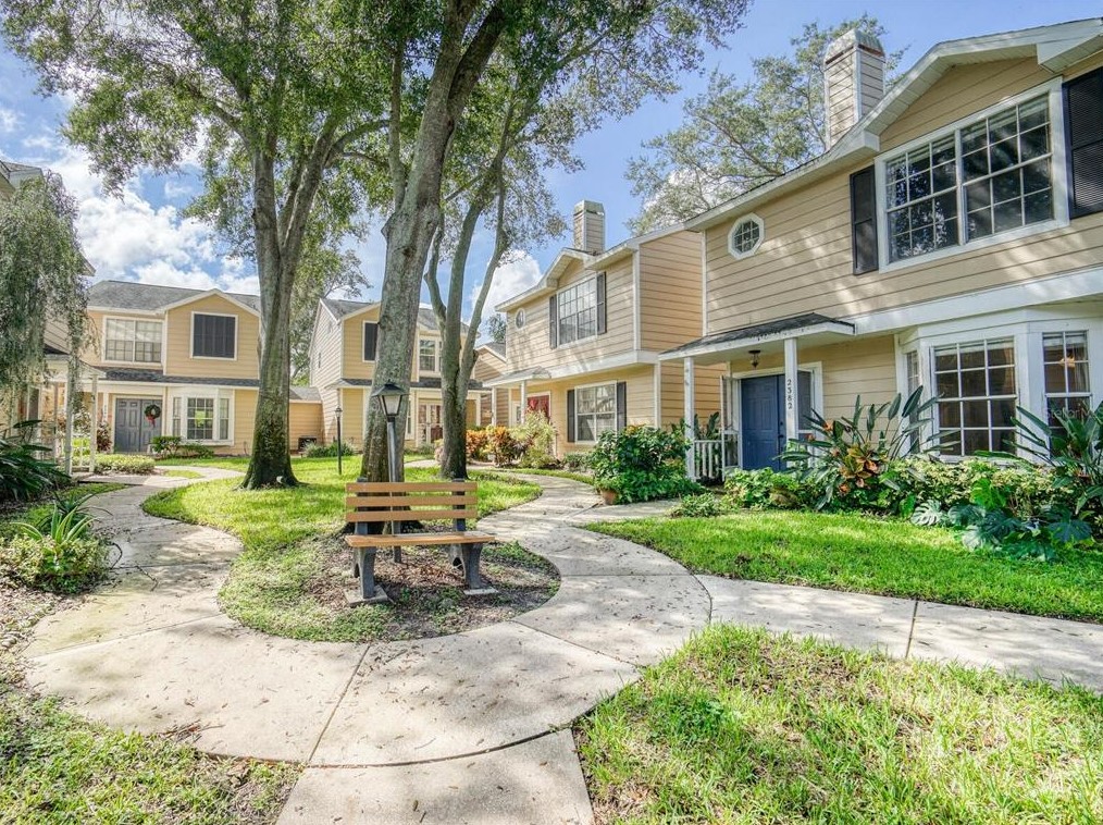 2382 Hounds Trail, Palm Harbor, FL 34683