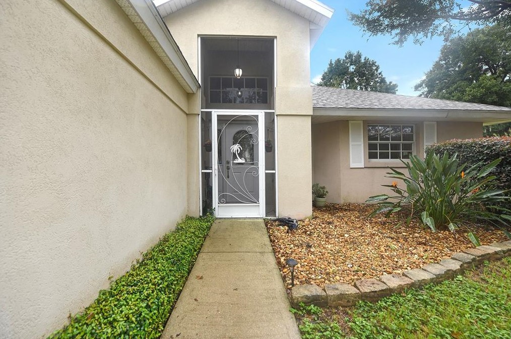 5023 Abaco Dr, Tavares, FL 32778