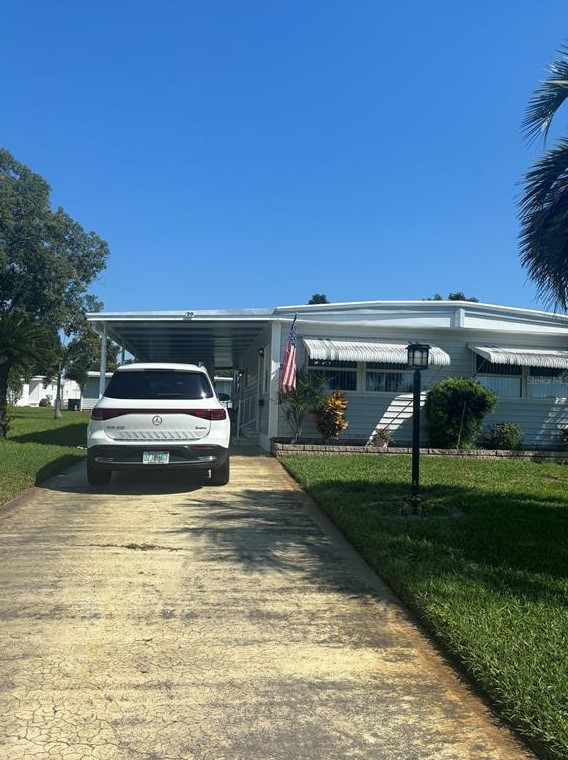 20 W Concord Ln W #1, Palm Harbor, FL 34684