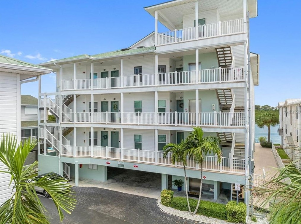 19817 Gulf Blvd #608, Belleair Beach, FL 33785