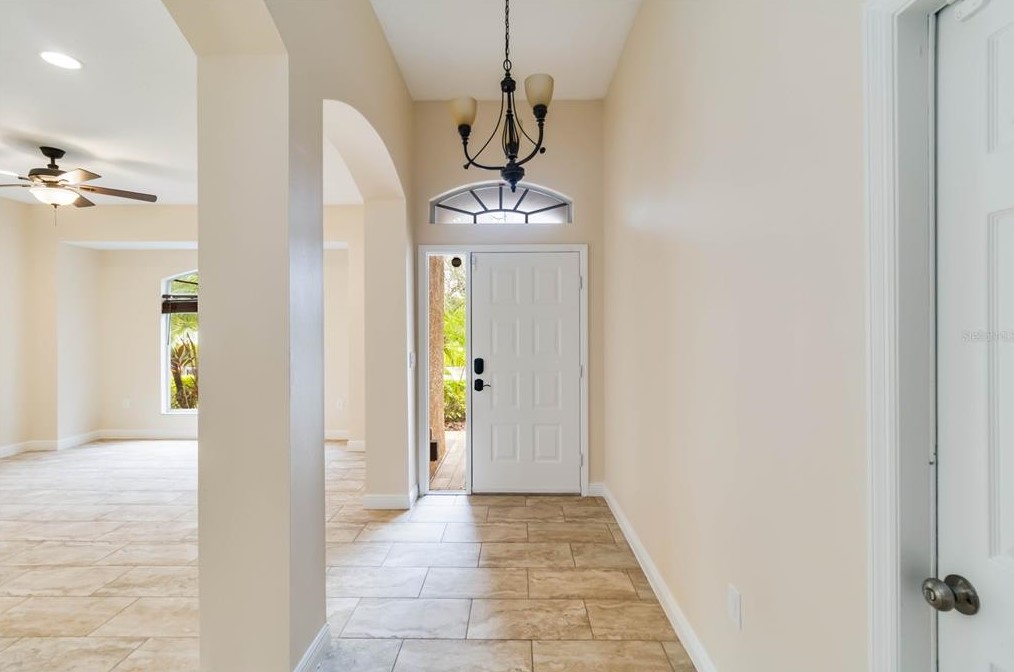 1719 Mapleleaf Blvd, Oldsmar, FL 34677