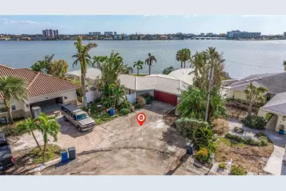 11050 7th Street E, Treasure Island, FL 33706 - Photo 1