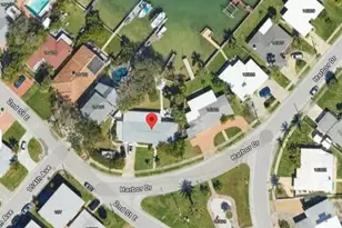 15301 Harbor Dr, Madeira Beach, FL 33708 - Photo 8