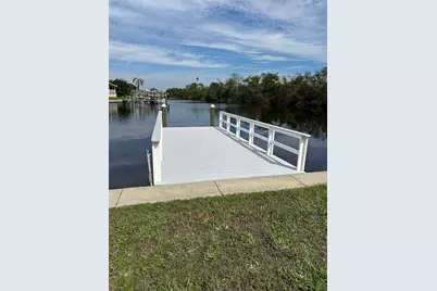 363 Mount Richmond Avenue NE #341, Saint Petersburg, FL 33702 - Photo 6