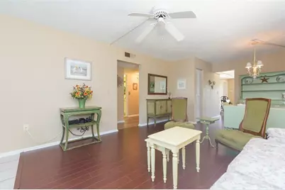 315 30 Avenue W #B201, Bradenton, FL 34205 - Photo 4