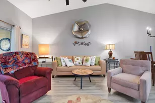 2403 Nantucket Green Ct, Sun City Center, FL 33573 - Photo 4