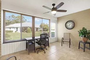 2403 Nantucket Green Ct, Sun City Center, FL 33573 - Photo 12