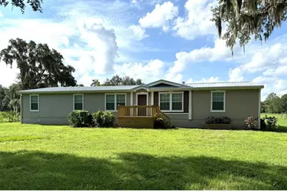 909 E Knights Griffin Road, Plant City, FL 33565 - Photo 1