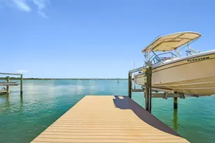 529 Johns Pass Ave, Madeira Beach, FL 33708 - Photo 10