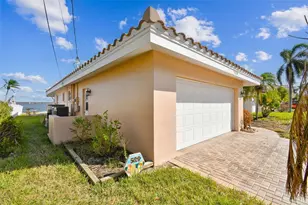 529 Johns Pass Ave, Madeira Beach, FL 33708 - Photo 6