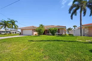 529 Johns Pass Ave, Madeira Beach, FL 33708 - Photo 2
