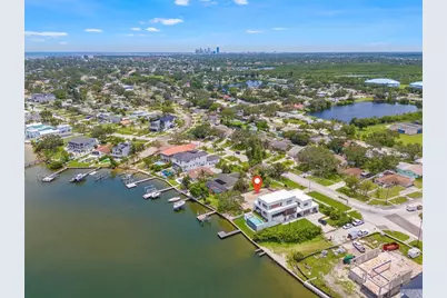 6151 Bayou Grande Boulevard NE, Saint Petersburg, FL 33703 - Photo 2