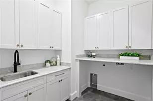 4633 W Lowell Ave, Tampa, FL 33629 - Photo 32