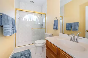 5944 Bay Dr S, Gulfport, FL 33707 - Photo 38