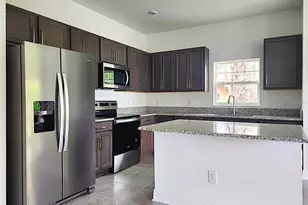 3033 54th Ave N, Saint Petersburg, FL 33714 - Photo 14