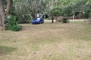 242 Oak Hill Rd, Lady Lake, FL 32159 - Photo 4