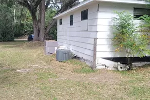 242 Oak Hill Rd, Lady Lake, FL 32159 - Photo 20