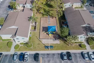 237 Thorntree Pl, Brandon, FL 33510 - Photo 4