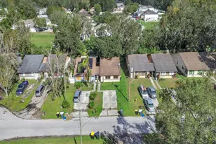 1057 Old S Dr, Lakeland, FL 33811 - Photo 6