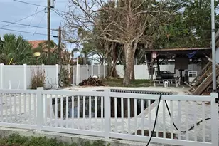 7054 Hibiscus Ave S, South Pasadena, FL 33707 - Photo 14