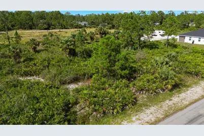 1217 Magnolia Avenue, Lehigh Acres, FL 33972 - Photo 4