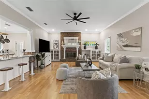 2501 Rustic Oaks Dr, Lutz, FL 33559 - Photo 12