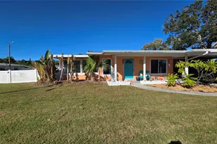 552 Tradewinds Dr, Dunedin, FL 34698 - Photo 30