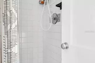 483 E Shore Dr, Clearwater Beach, FL 33767 - Photo 14