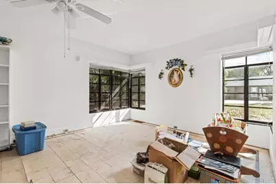 30 SE Kings Bay Drive, Crystal River, FL 34429 - Photo 8