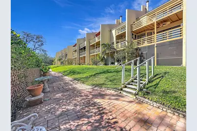 1710 Lighthouse Terrace S #1, South Pasadena, FL 33707 - Photo 4